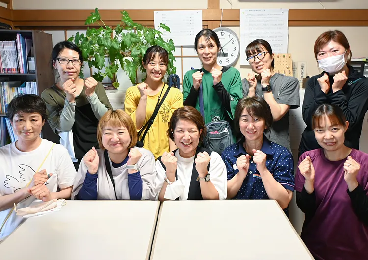 日曜は固定休。9時～17時の実働7時間。訪問看護・精神科が未経験の方も大歓迎です。