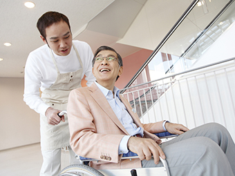 介護福祉士(介護士)のお給料