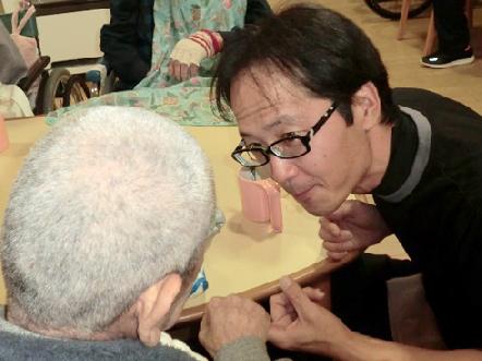 「子育て支援企業」認定施設です。常に新しい刺激の中で、いきいきと働けます。