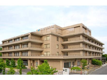 名古屋市緑区の老健です。職員寮、充実した研修、24時間保育施設があります。
